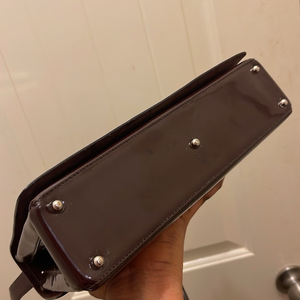 Authentic Gucci, please check all picture of condition - Picture 9 of 17